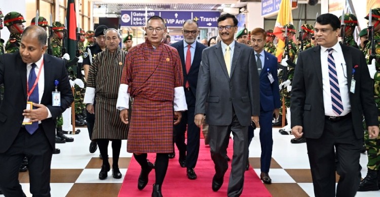 ঢাকা ছাড়লেন ভুটানের প্রধানমন্ত্রী শেরিং তোবগে