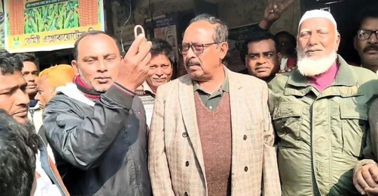 পঞ্চগড়ে জয়লাভের পর আওয়ামী লীগের অফিস খুলে দিলেন বিএনপি নেতা