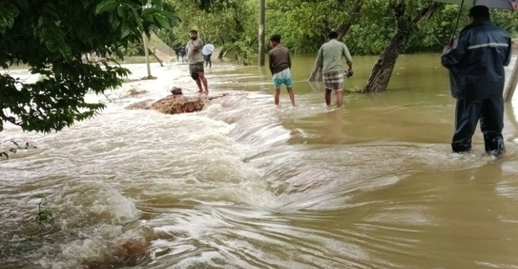 ৩ নদীর পানি বিপৎসীমার ওপরে, কয়েক জেলায় বন্যার আশঙ্কা