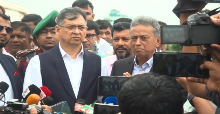 আইনশৃঙ্খলার উন্নতি ছাড়া দেশে নতুন বিনিয়োগ সম্ভব নয়: স্বরাষ্ট্রমন্ত্রী