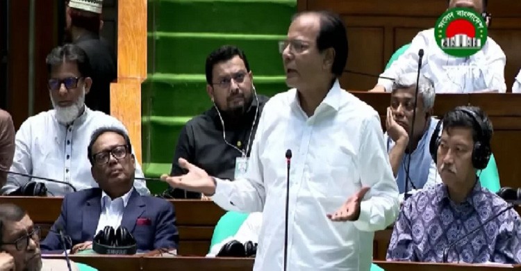 জুলাই যোদ্ধাদের গেজেট হয়েছে, ১৭ বছরে নিহতদের তালিকা কোথায়? প্রশ্ন ত্রাণমন্ত্রীর