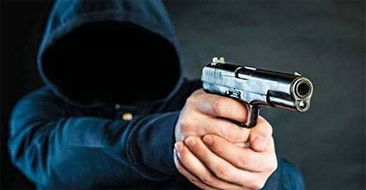খুলনায় ডাকাতের গুলিতে আরেক ডাকাত নিহত