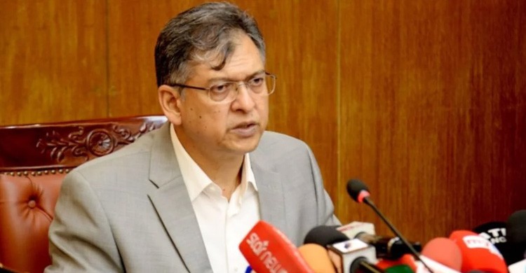 আইনি প্রক্রিয়ার মাধ্যমে শেখ হাসিনাকে ফেরাতে চায় সরকার: স্বরাষ্ট্রমন্ত্রী
