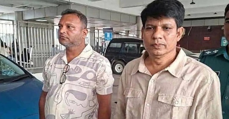বিমানবন্দরে গাজীপুর জেলা স্বেচ্ছাসেবক লীগের সম্পাদকসহ গ্রেফতার ২