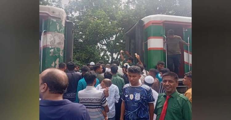 হুক ভেঙে বগি বিচ্ছিন্ন, ঢাকা-ময়মনসিংহ রুটে ট্রেন চলাচল বন্ধ