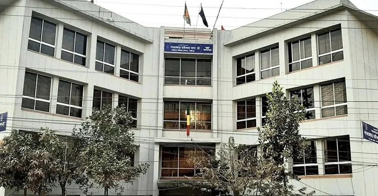 নামাজে যাওয়ার পথে ট্রাকচাপায় প্রাণ গেল সাবেক ব্যাংক কর্মকর্তার