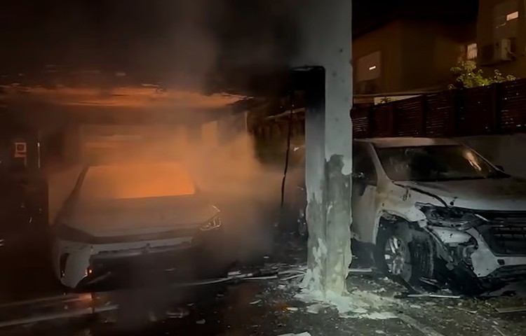 যুক্তরাষ্ট্র ও ইসরায়েলের সঙ্গে ইরানের যুদ্ধ