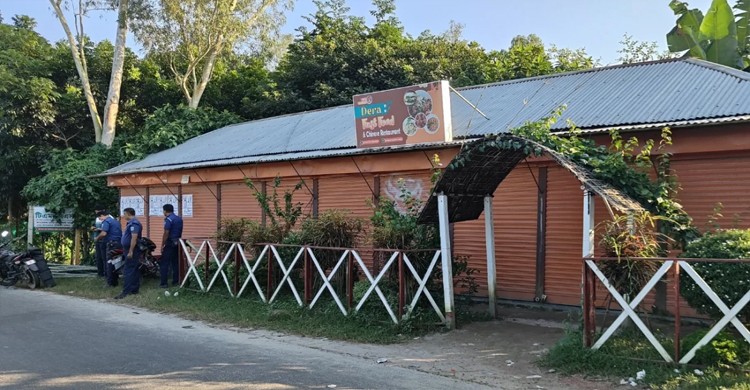 সিরাজগঞ্জে কিশোরীকে তুলে রেস্তোরাঁয় ধর্ষণের অভিযোগ, চিৎকার আটকাতে বাজানো হয়েছিল উচ্চ শব্দের গান