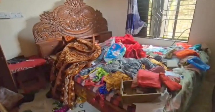 স্ত্রীর সম্মান রক্ষা করতে ডাকাতদের সঙ্গে লড়াই, গুলিবিদ্ধ স্বামী