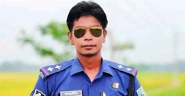 নারী কন্টেন্ট ক্রিয়েটরসহ ট্রাফিক সার্জেন্ট ধরা, অতঃপর...