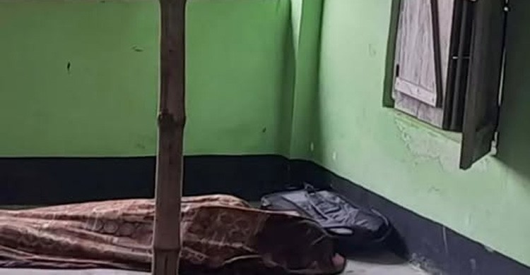 খুলনায় মসজিদের বারান্দায় পড়েছিল দিনমজুরের রক্তাক্ত মরদেহ